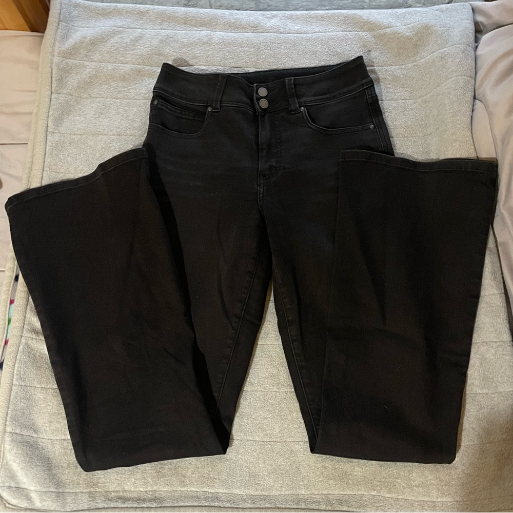 Black High-Waisted flare jeans